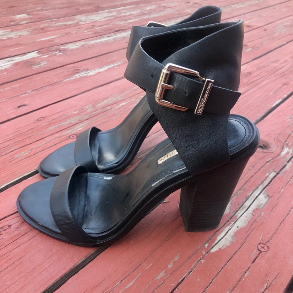 BCBG stacked leather asymmetrical sandals